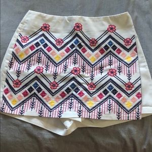 Off white patterned skort
